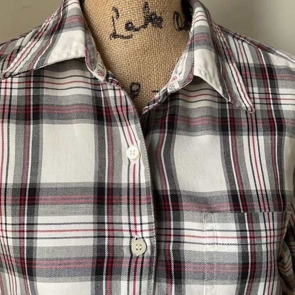 Liz Claiborne Top‼️ - Picture 2 of 5